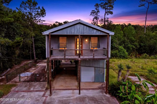 43 Fiber Street, Bay Saint Louis, MS 39520