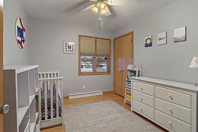 1925 80th PLACE, Kenosha, WI 53143