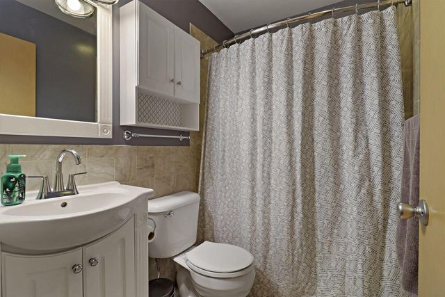 1925 80th PLACE, Kenosha, WI 53143