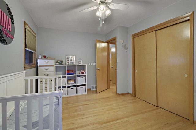 1925 80th PLACE, Kenosha, WI 53143