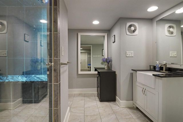 1925 80th PLACE, Kenosha, WI 53143