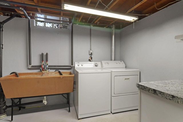 1925 80th PLACE, Kenosha, WI 53143