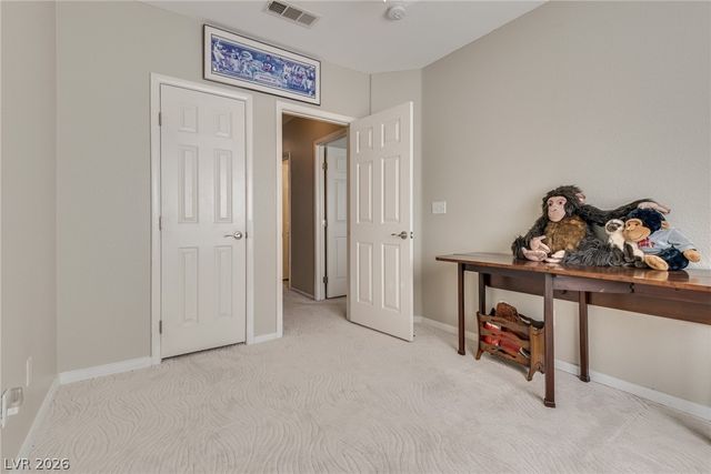 8424 Chinook Candy st Court, Las Vegas, NV 89113