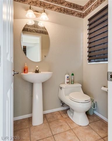 8424 Chinook Candy st Court, Las Vegas, NV 89113