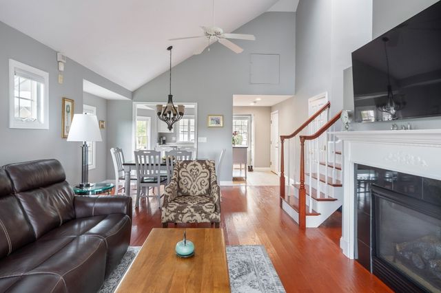 410 Salem St 1501, Wakefield, MA 01880
