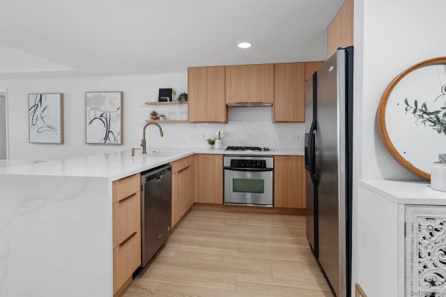 875 G Street 303, San Diego, CA 92101