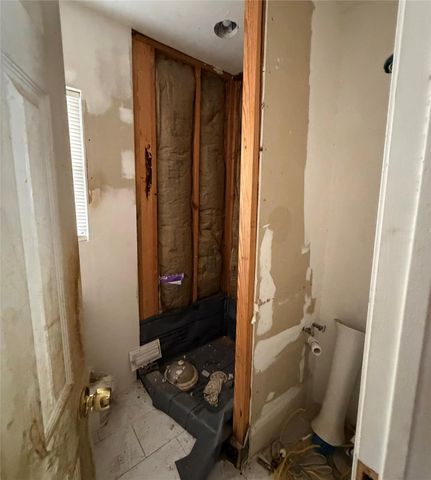 3508 Omega Street, Houston, TX 77022