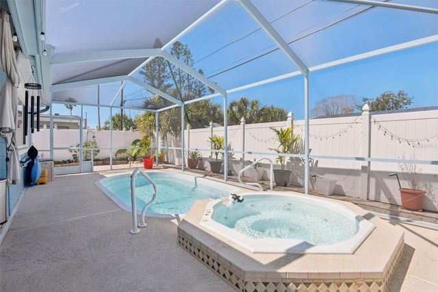 204 160TH AVENUE, Redington Beach, FL 33708