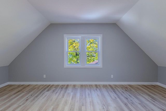 3230 N 12th STREET, Milwaukee, WI 53206