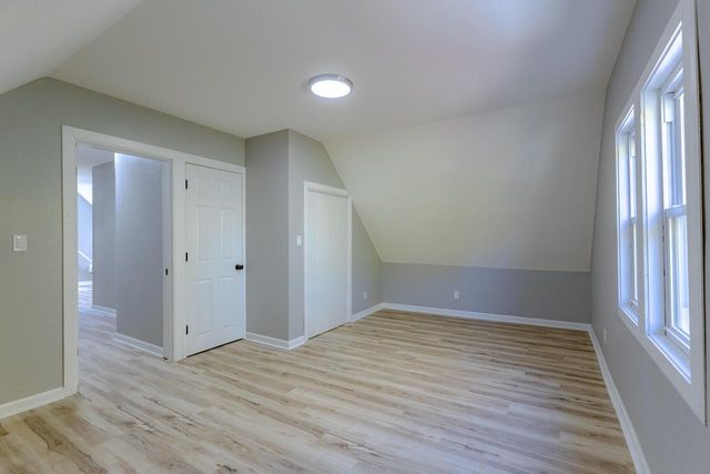 3230 N 12th STREET, Milwaukee, WI 53206