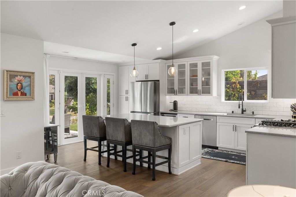 2049 Monrovia, Costa Mesa, CA 92627 — photo 5
