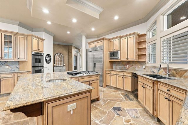 15018 Timbershire Court, Magnolia, TX 77355
