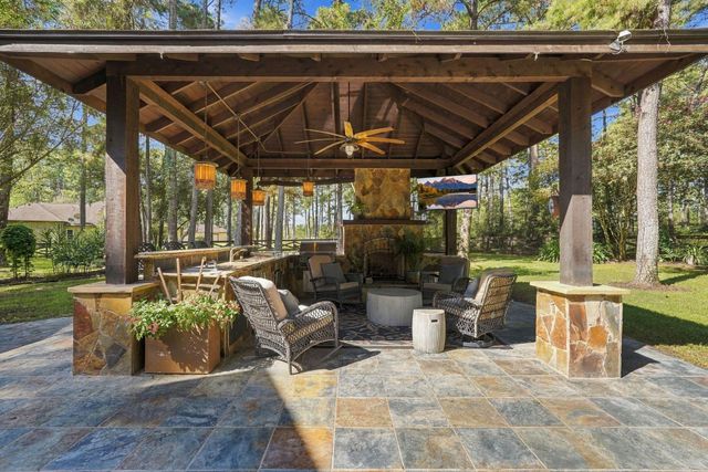 15018 Timbershire Court, Magnolia, TX 77355