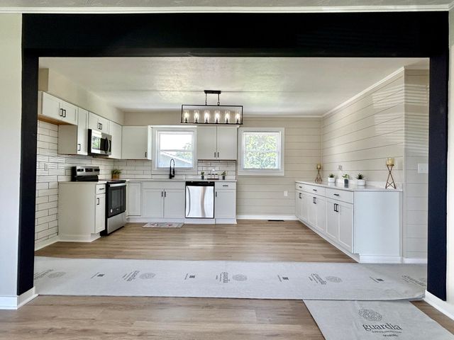 57 Country Hill Drive, Somerset, KY 42503