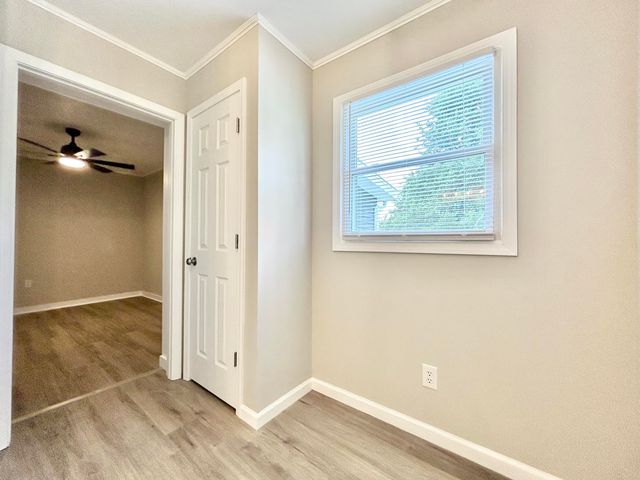 57 Country Hill Drive, Somerset, KY 42503