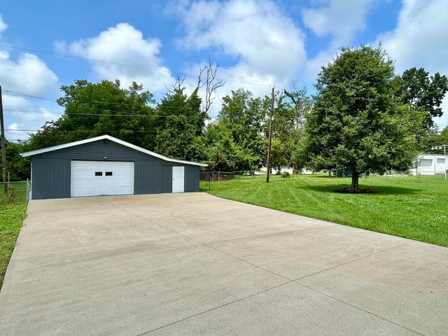 57 Country Hill Drive, Somerset, KY 42503