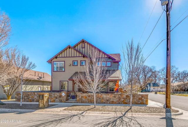 621 W Grand Canyon Avenue, Flagstaff, AZ 86001