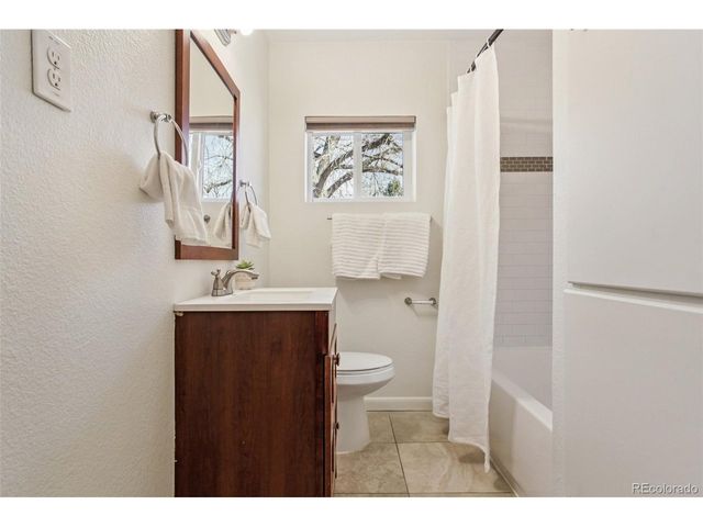 2211 Lima St, Aurora, CO 80010