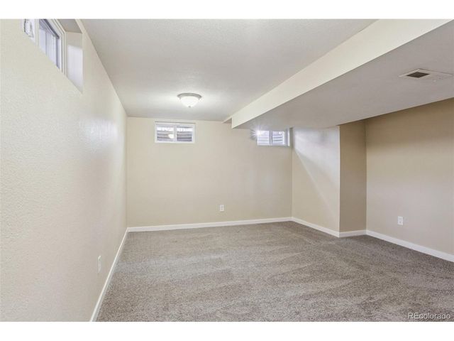 2211 Lima St, Aurora, CO 80010