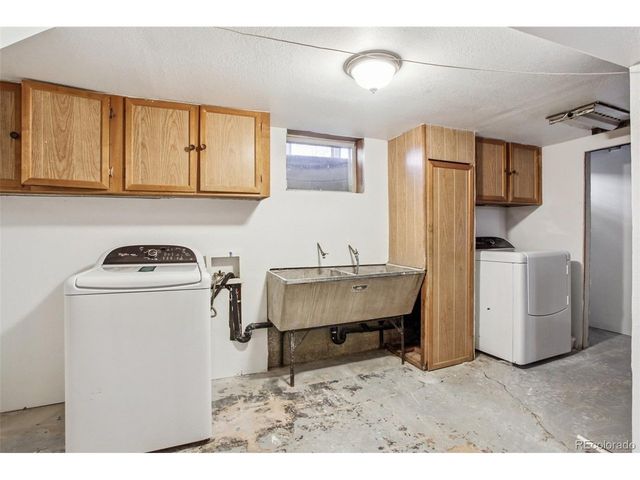 2211 Lima St, Aurora, CO 80010