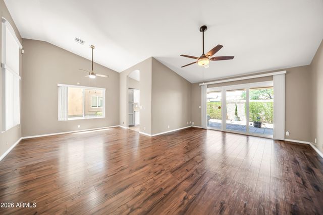 8348 W TARO Lane, Peoria, AZ 85382