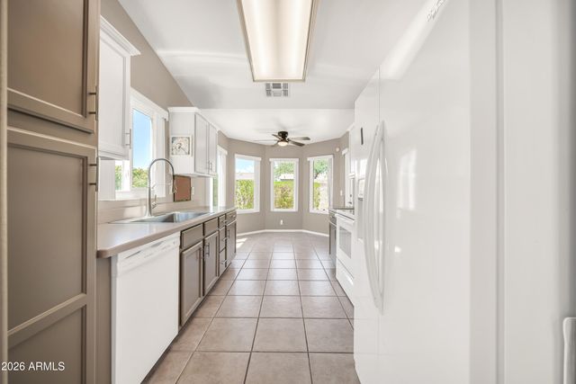 8348 W TARO Lane, Peoria, AZ 85382