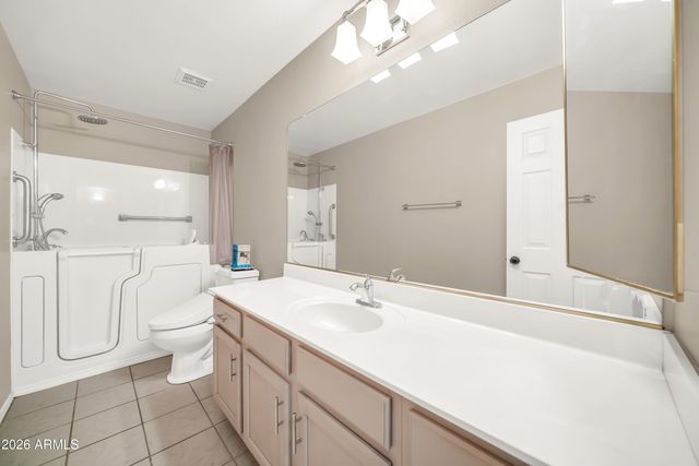 8348 W TARO Lane, Peoria, AZ 85382