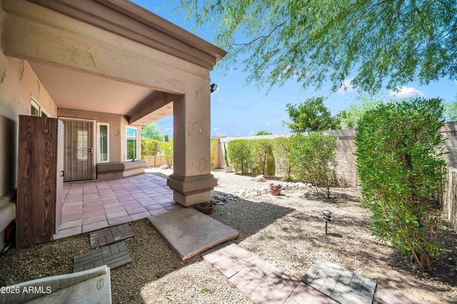 8348 W TARO Lane, Peoria, AZ 85382