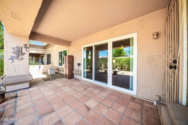 8348 W TARO Lane, Peoria, AZ 85382