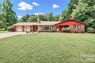 111 Wildflower Lane, Statesville, NC 28625