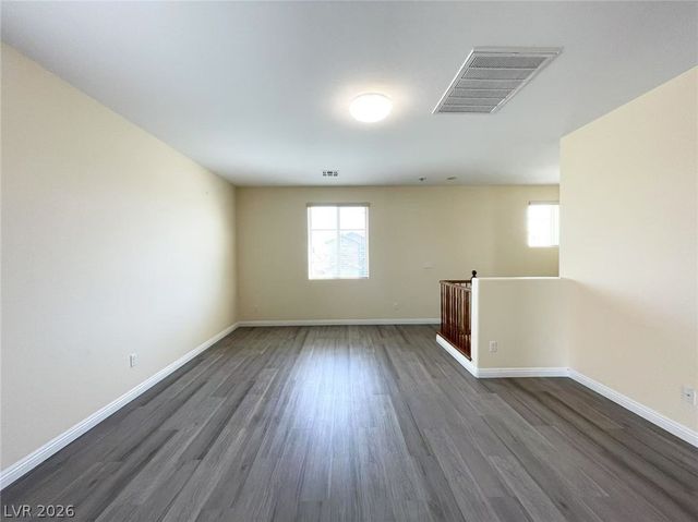 7258 Summer Grove Avenue, Las Vegas, NV 89117