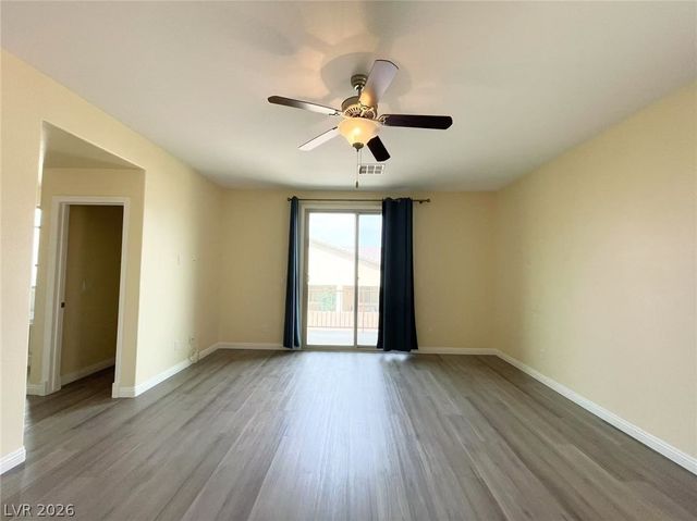 7258 Summer Grove Avenue, Las Vegas, NV 89117