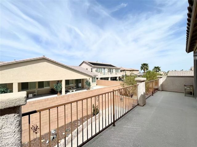 7258 Summer Grove Avenue, Las Vegas, NV 89117