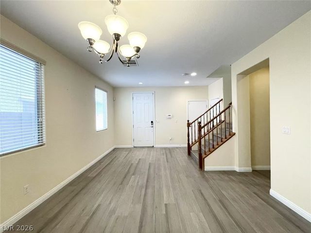 7258 Summer Grove Avenue, Las Vegas, NV 89117