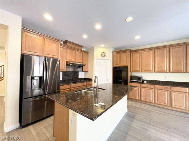 7258 Summer Grove Avenue, Las Vegas, NV 89117