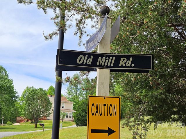 81 N Mill Ridge Road, Nebo, NC 28761
