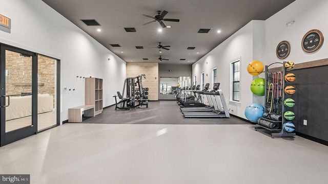 272 HERMOSA DR, Egg Harbor Township, NJ 08234