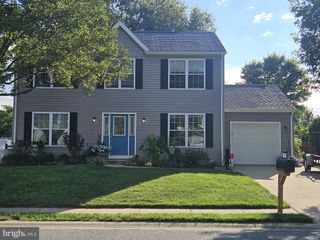 57 AVIGNON DR, Newark, DE 19702