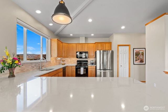 2220 Michael Brooke, Wenatchee, WA 98801