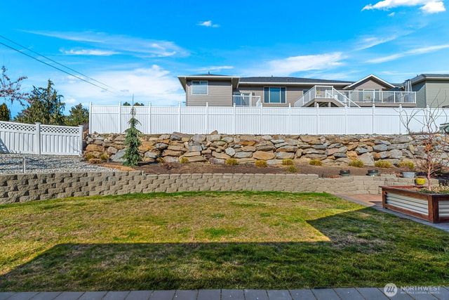 2220 Michael Brooke, Wenatchee, WA 98801