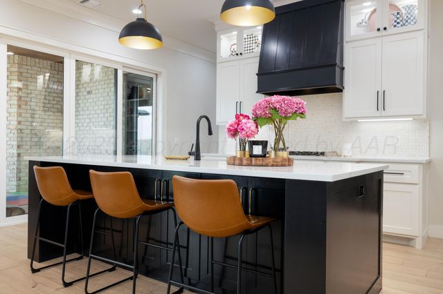 9507 MEADOW RIDGE Drive, Amarillo, TX 79118