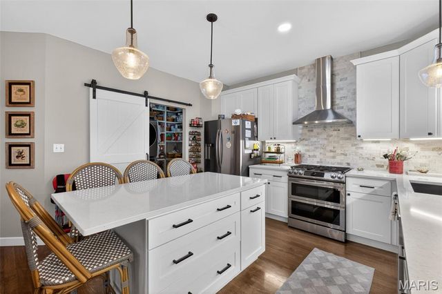 3208 S Civic Green Drive, St Charles, MO 63301