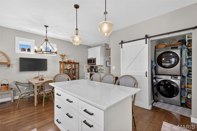 3208 S Civic Green Drive, St Charles, MO 63301