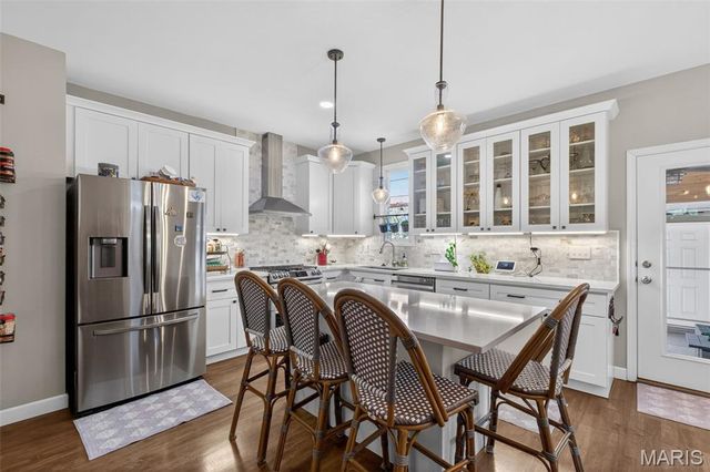 3208 S Civic Green Drive, St Charles, MO 63301