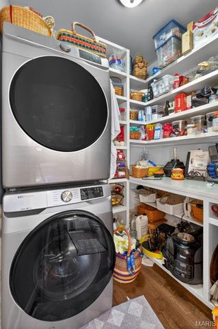 3208 S Civic Green Drive, St Charles, MO 63301