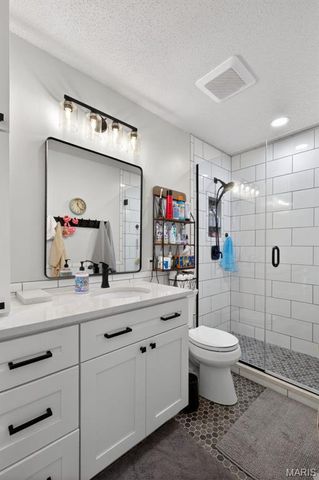 3208 S Civic Green Drive, St Charles, MO 63301