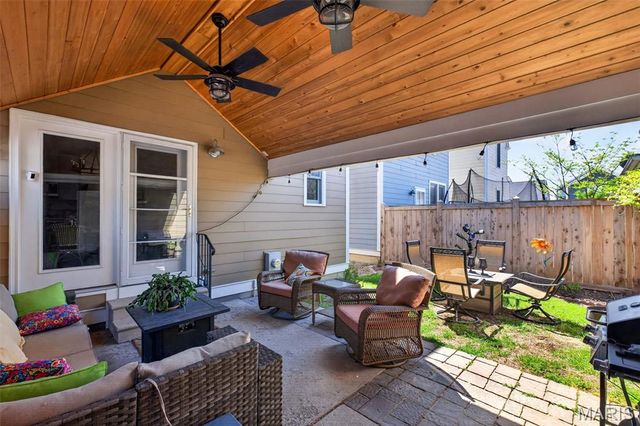 3208 S Civic Green Drive, St Charles, MO 63301