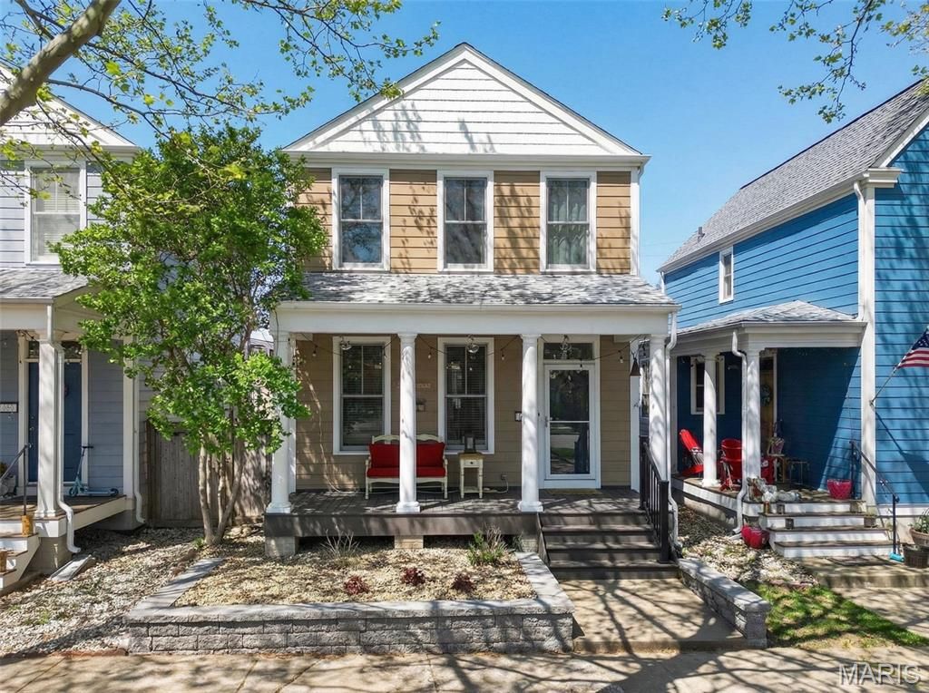 3208 S Civic Green Drive, St Charles, MO 63301