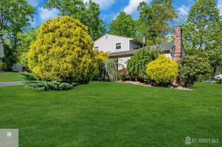 9 Colt Court, East Brunswick, NJ 08816