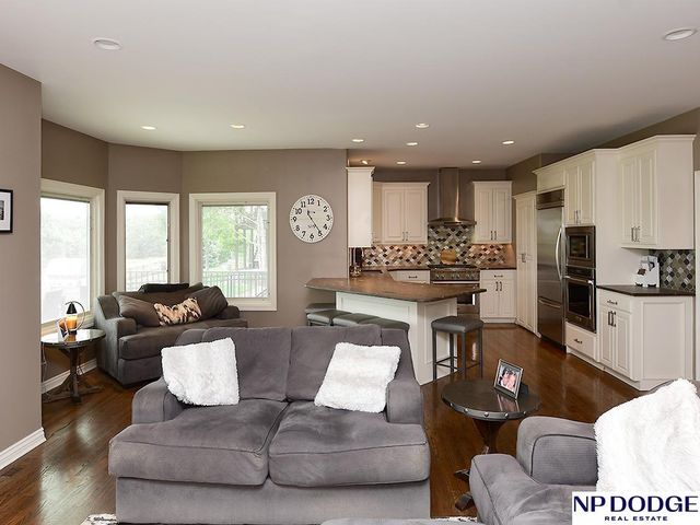 7160 N 122 Avenue, Omaha, NE 68142